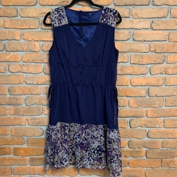 GAP Floral Print Sleeveless V-Neck Knee-Length Dress Navy Blue - Size 10 - Picture 1 of 5